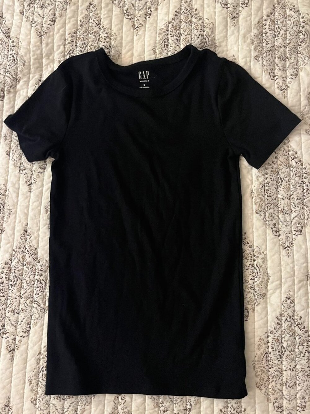 Gap Modern Tee Women’s Small Black Cotton Blend Fitted Crewneck T-Shirt